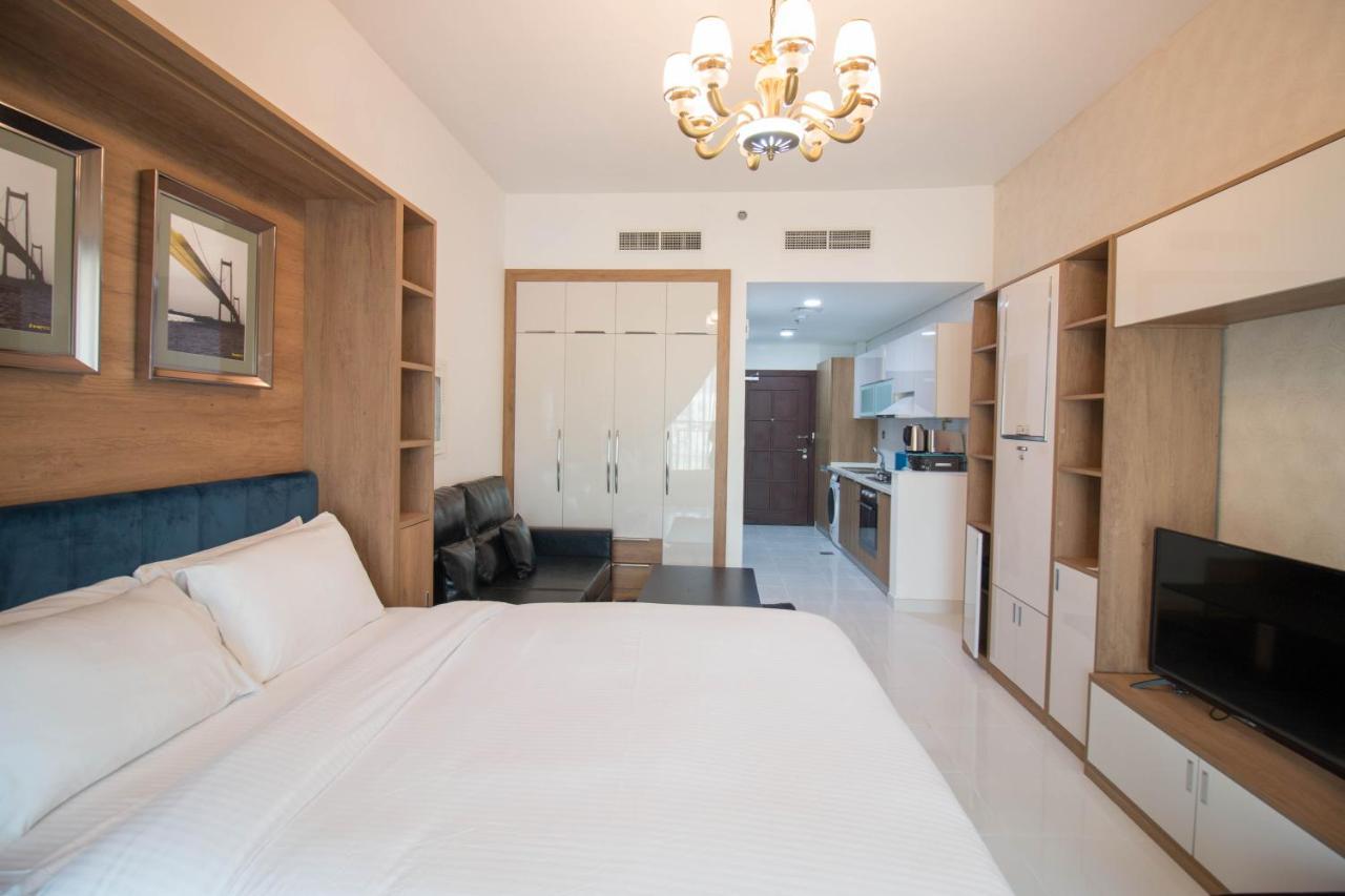 Furnished Studio, Close To All Amenties! - Resortz 11 Dubai Exterior foto